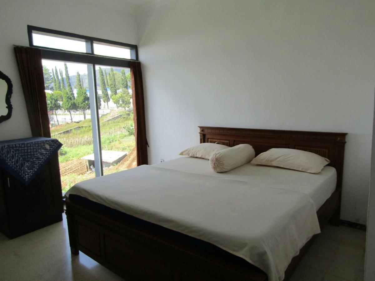 Hotel Pantes Саранган Экстерьер фото